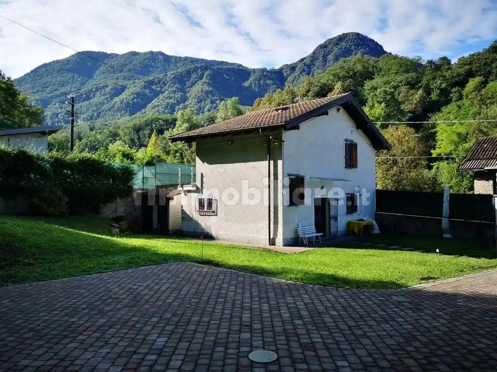 Villa unifamiliare via alla Maltra 5, Castelveccana - foto 5