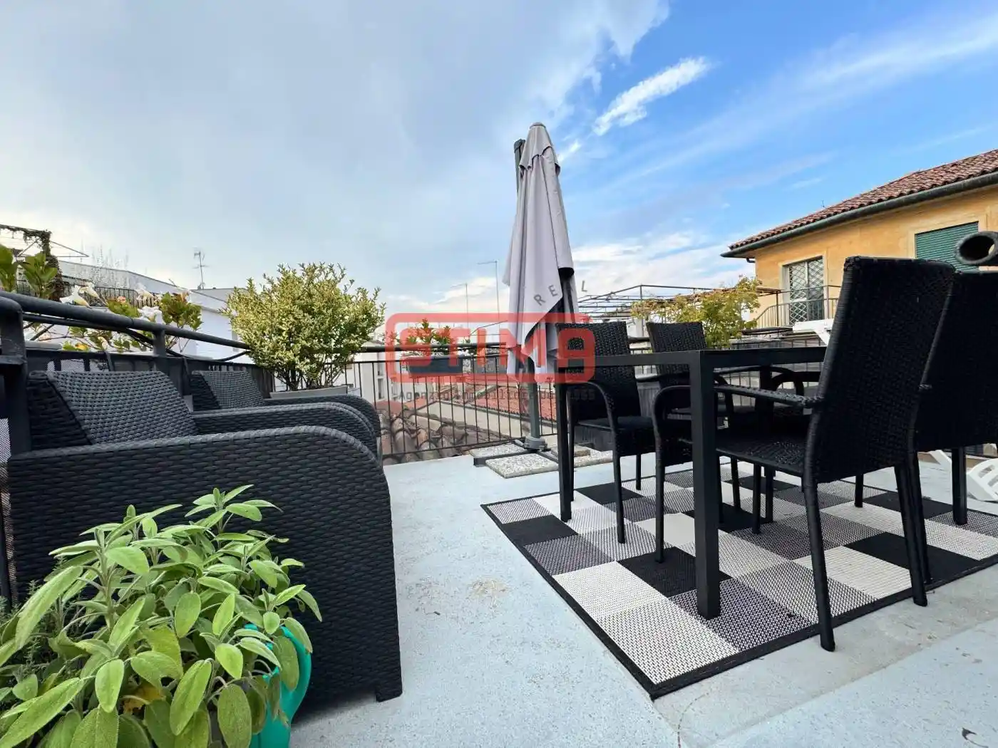 Quadrilocale ottimo stato, terzo piano, Piazza dei Signori, Treviso - foto 2