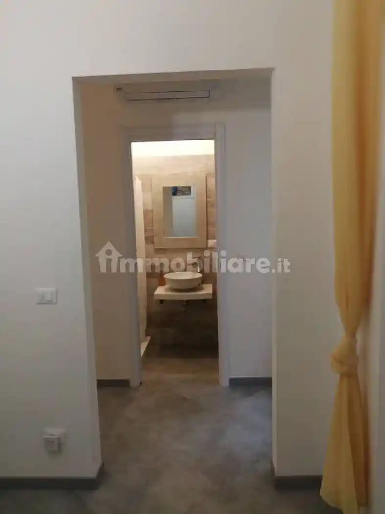 Bilocale largo del Pestalozzi, San Giacomo, Trieste - foto 3