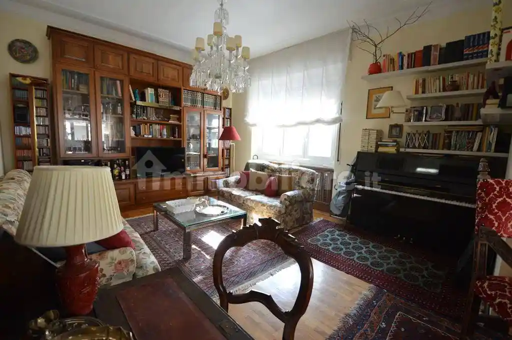 Appartamento in affitto a Genova