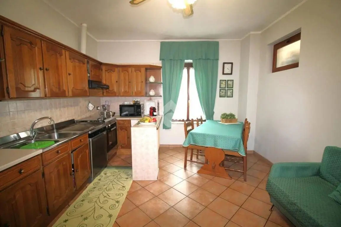 Appartamento via Francesco Vincenzo Gaude 22, Cambiano - foto 5