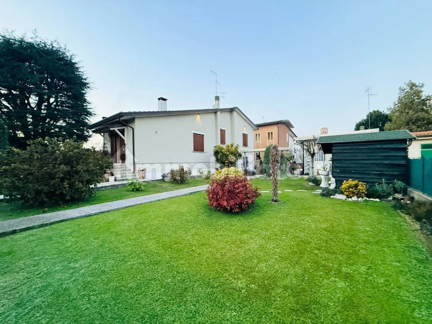 Villa unifamiliare, buono stato, 241 m², Pieve Di Coriano, Borgo Mantovano - foto 3