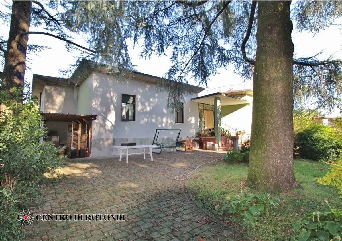 Villa unifamiliare via Eugenio Curiel 14, Centro, Cerro Maggiore - foto 2