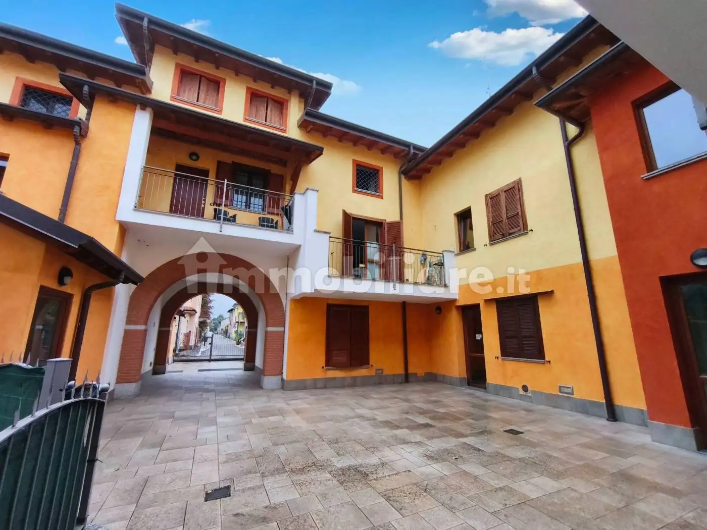 Appartamento in vendita a Vaprio d'Adda