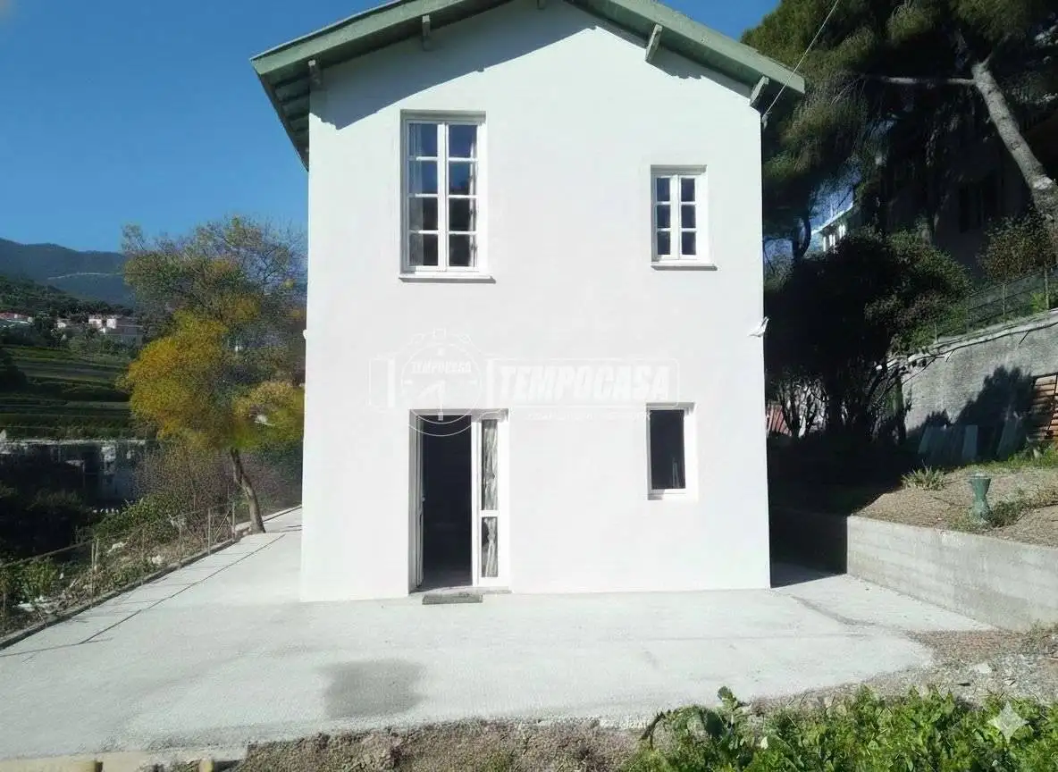 Villa in vendita a Sanremo