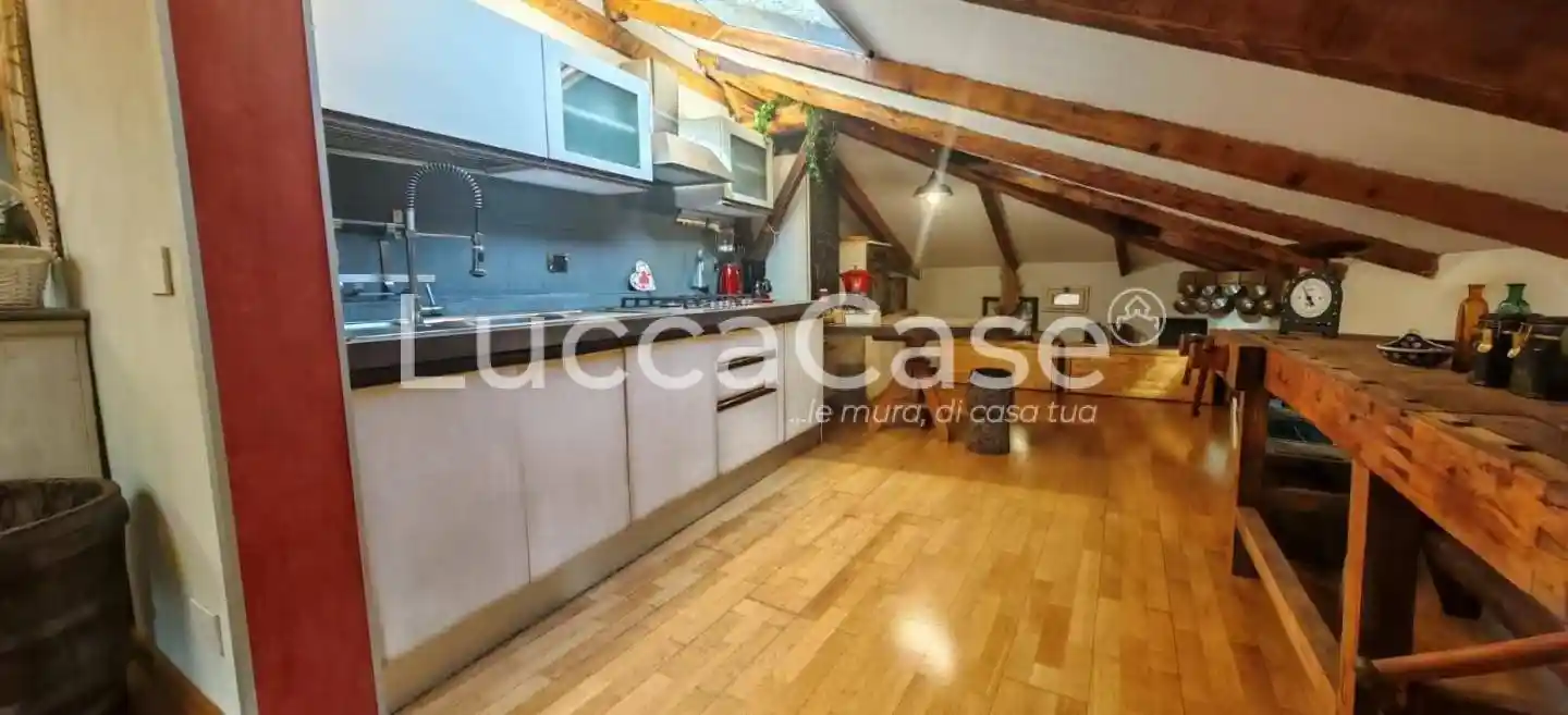 Quadrilocale ottimo stato, terzo piano, Arancio, Lucca - foto 3