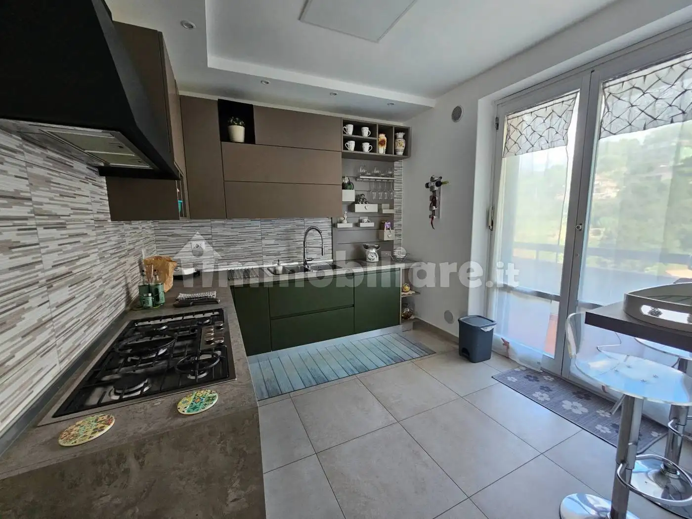 Appartamento in vendita a Salerno