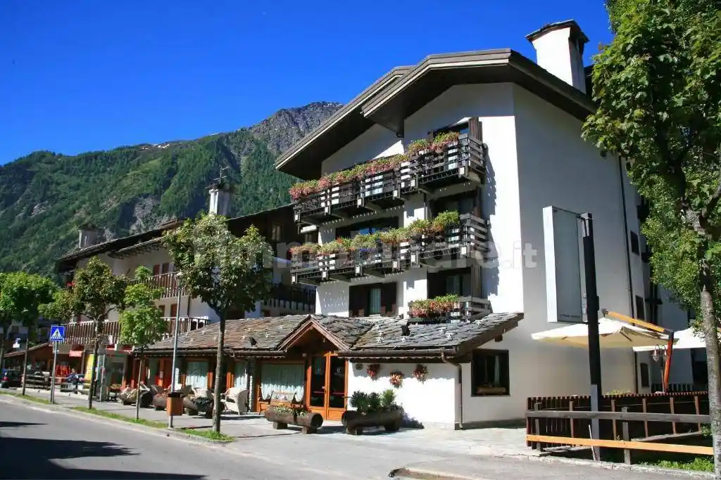 Loft via Regionale 35, Centro, Courmayeur - foto 3