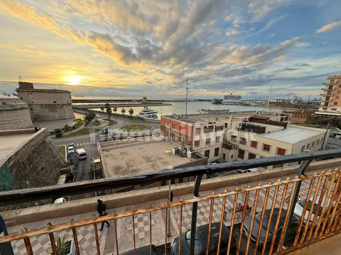 Appartamento in vendita a Civitavecchia