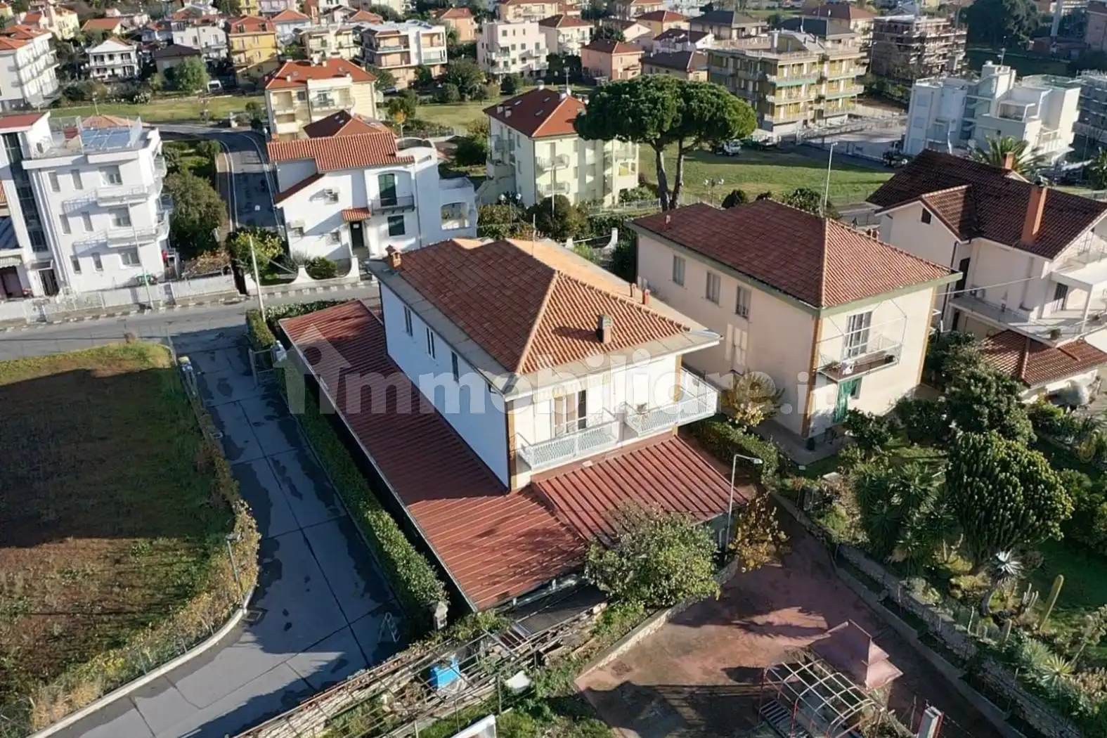 Villa in vendita a Borghetto Santo Spirito