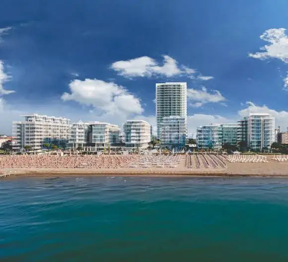 Palazzo - Edificio in vendita a Cervia