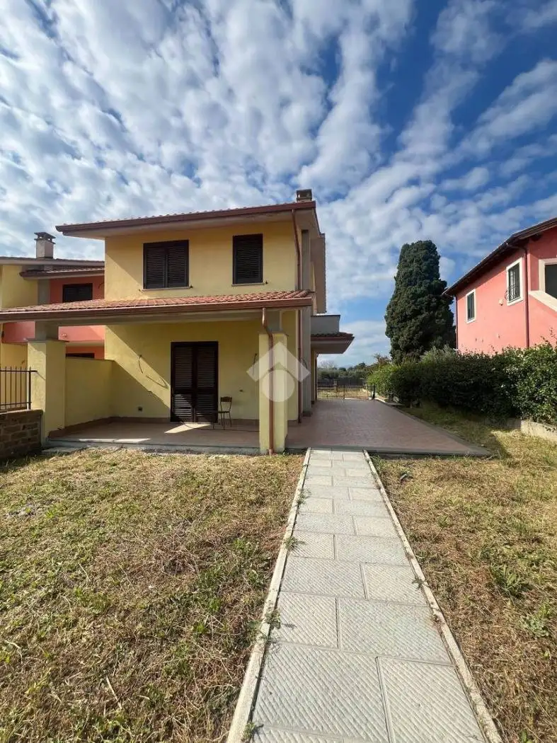 Villetta a schiera in vendita a Civita Castellana