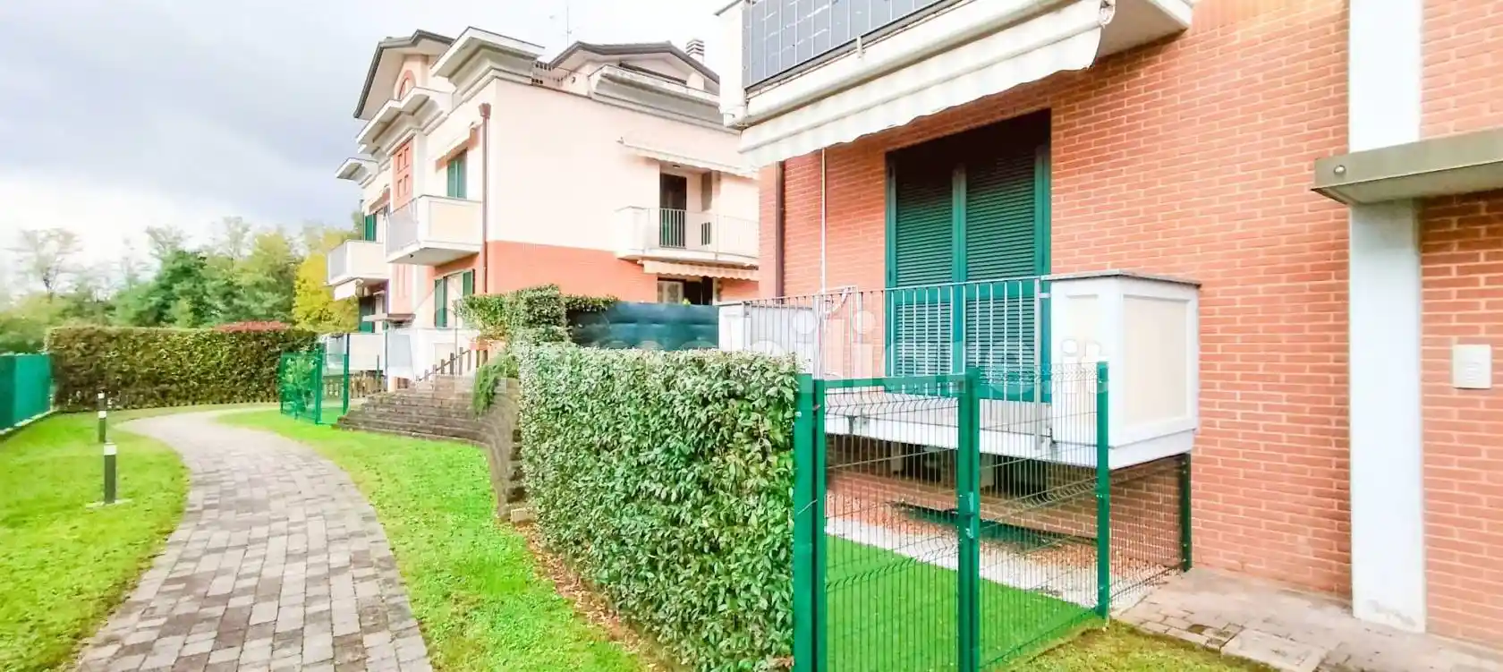 Trilocale via Giuseppe Garibaldi 80C, Centro, Carnago - foto 3