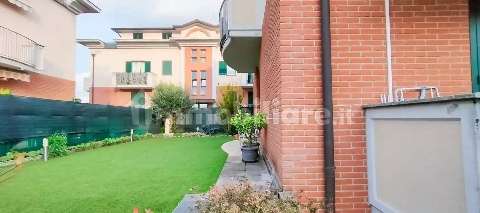 Trilocale via Giuseppe Garibaldi 80C, Centro, Carnago - foto 4