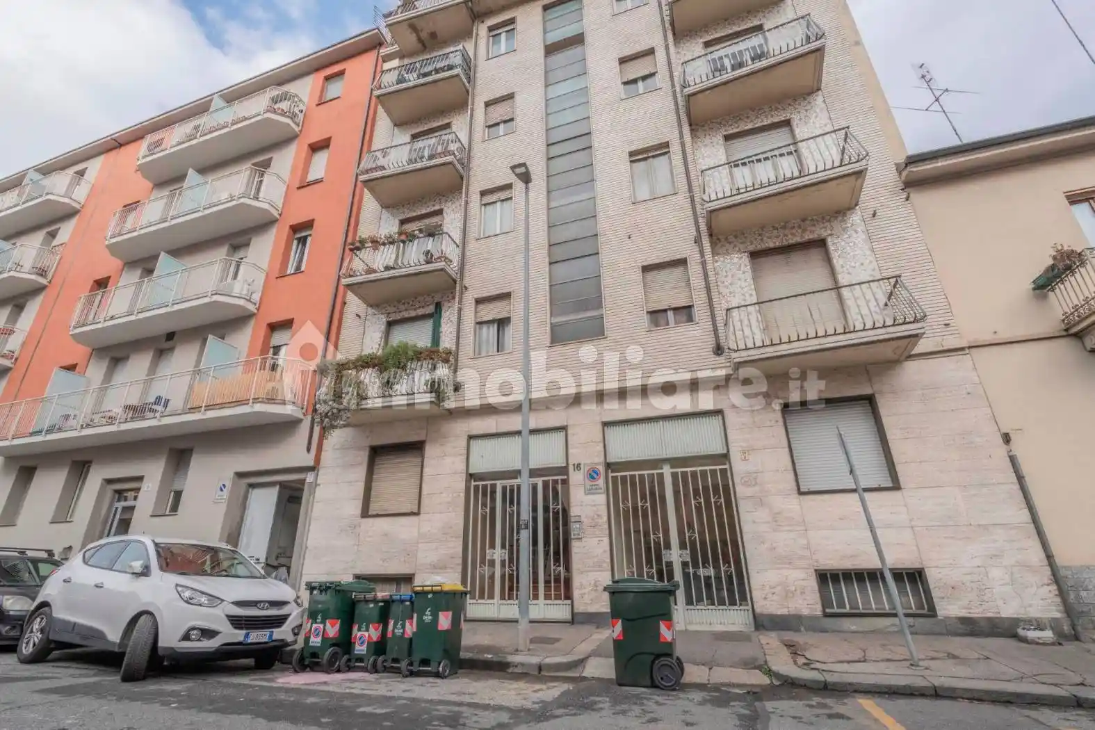 Palazzo - Edificio in vendita a Torino