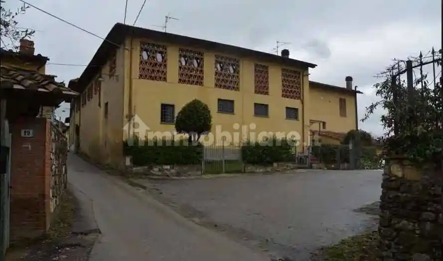 Appartamento in vendita a Scarperia e San Piero