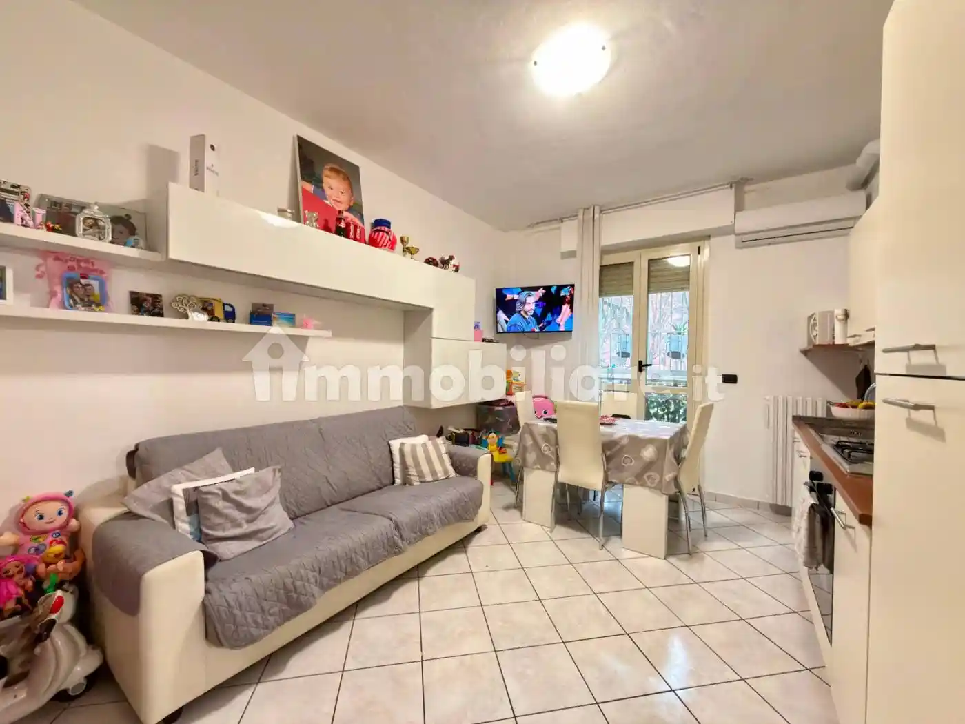 Bilocale via Val di Bondo 21, Comasina, Milano - foto 2