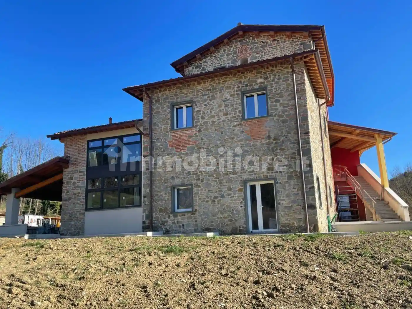 Rustico - Casale in vendita a Reggello