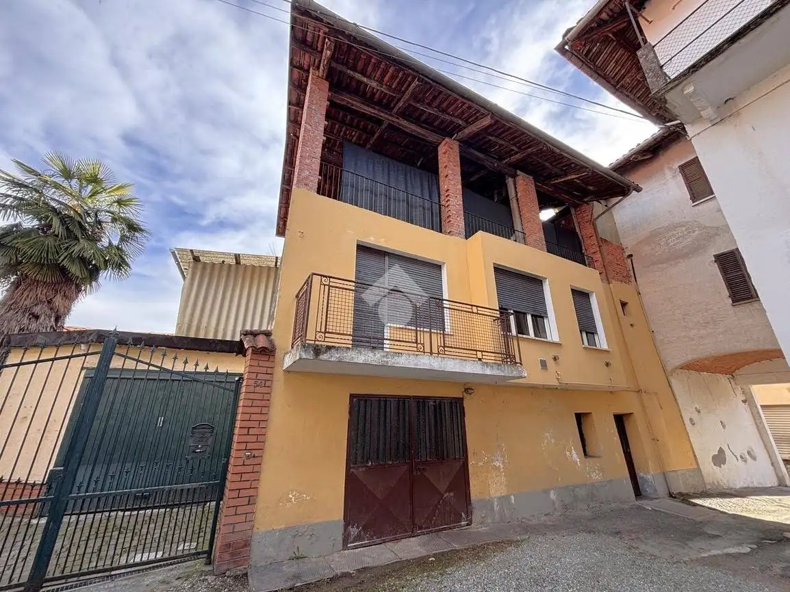 Casa colonica via Umberto I 48, Colleretto Giacosa - foto 2