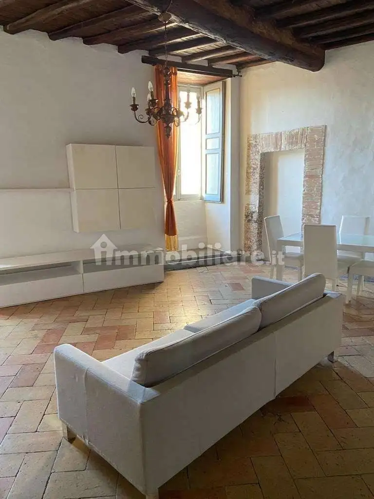 Quadrilocale piazza del Mercato, Centro Storico, Spoleto - foto 2