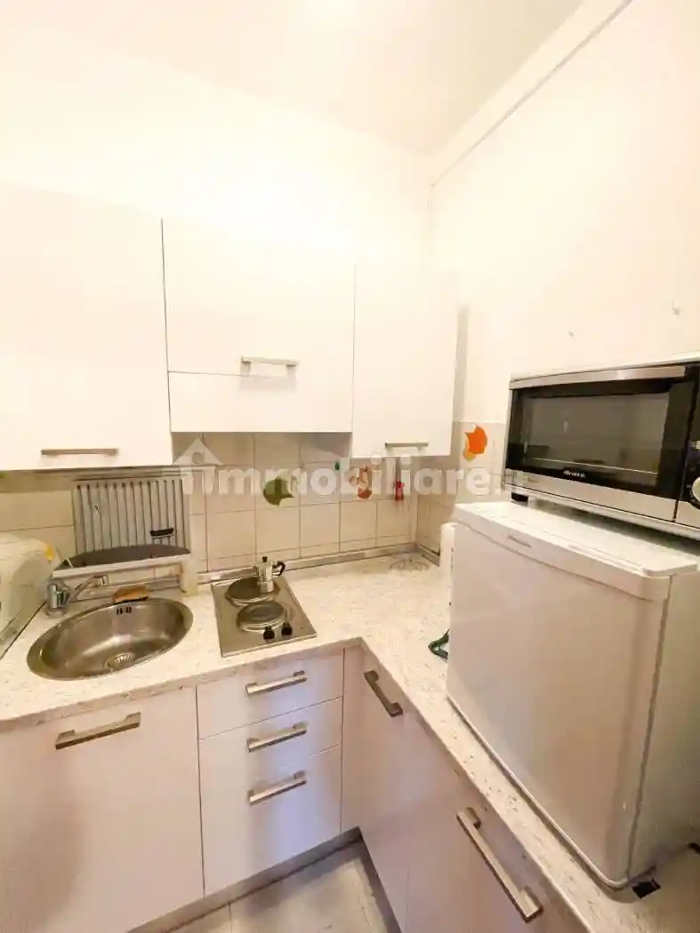 Monolocale buono stato, primo piano, Borgo Roma, Verona - foto 3