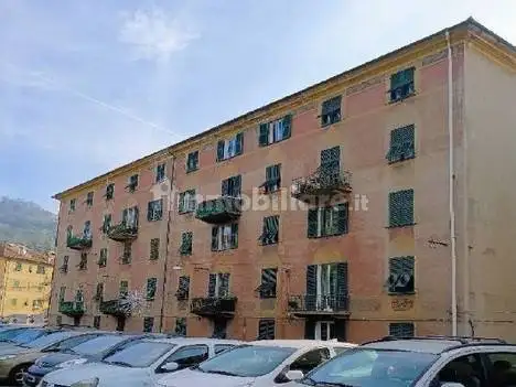 Appartamento in asta a Genova