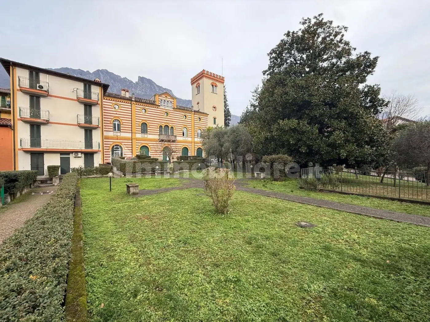 Appartamento in vendita a Valmadrera