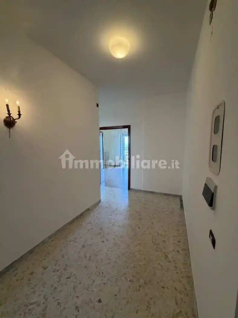 Trilocale piazza Emilio Diamanti, Centro, Frosinone - foto 2