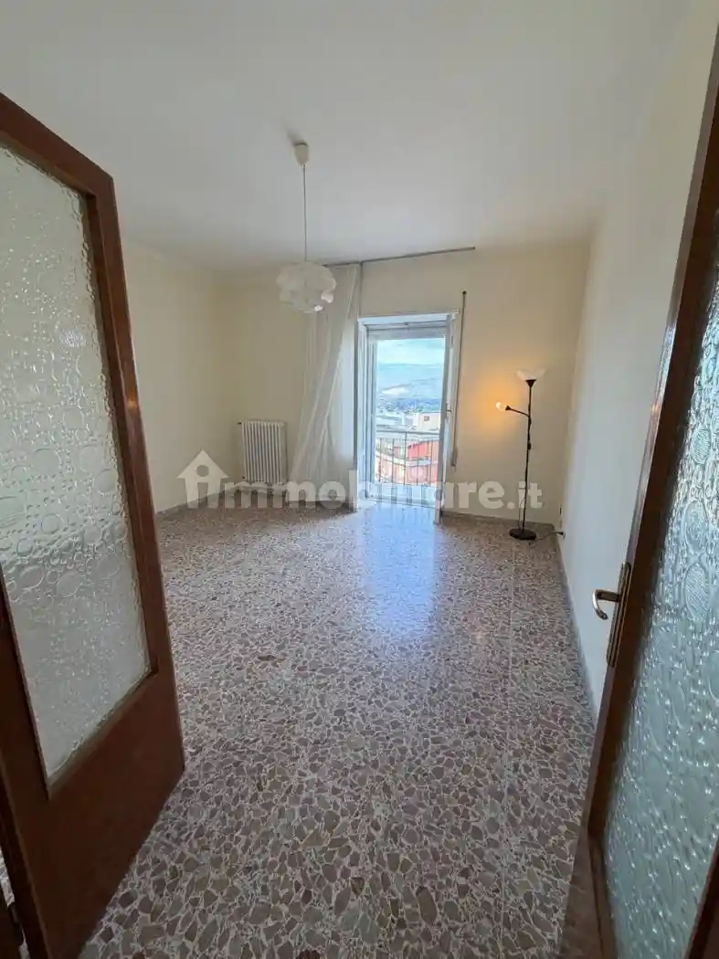 Trilocale piazza Emilio Diamanti, Centro, Frosinone - foto 4