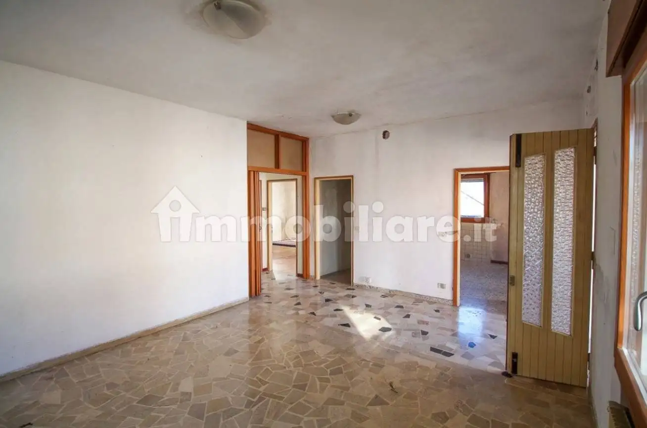 Villa bifamiliare 83 m², San Martino, Colle Umberto - foto 4