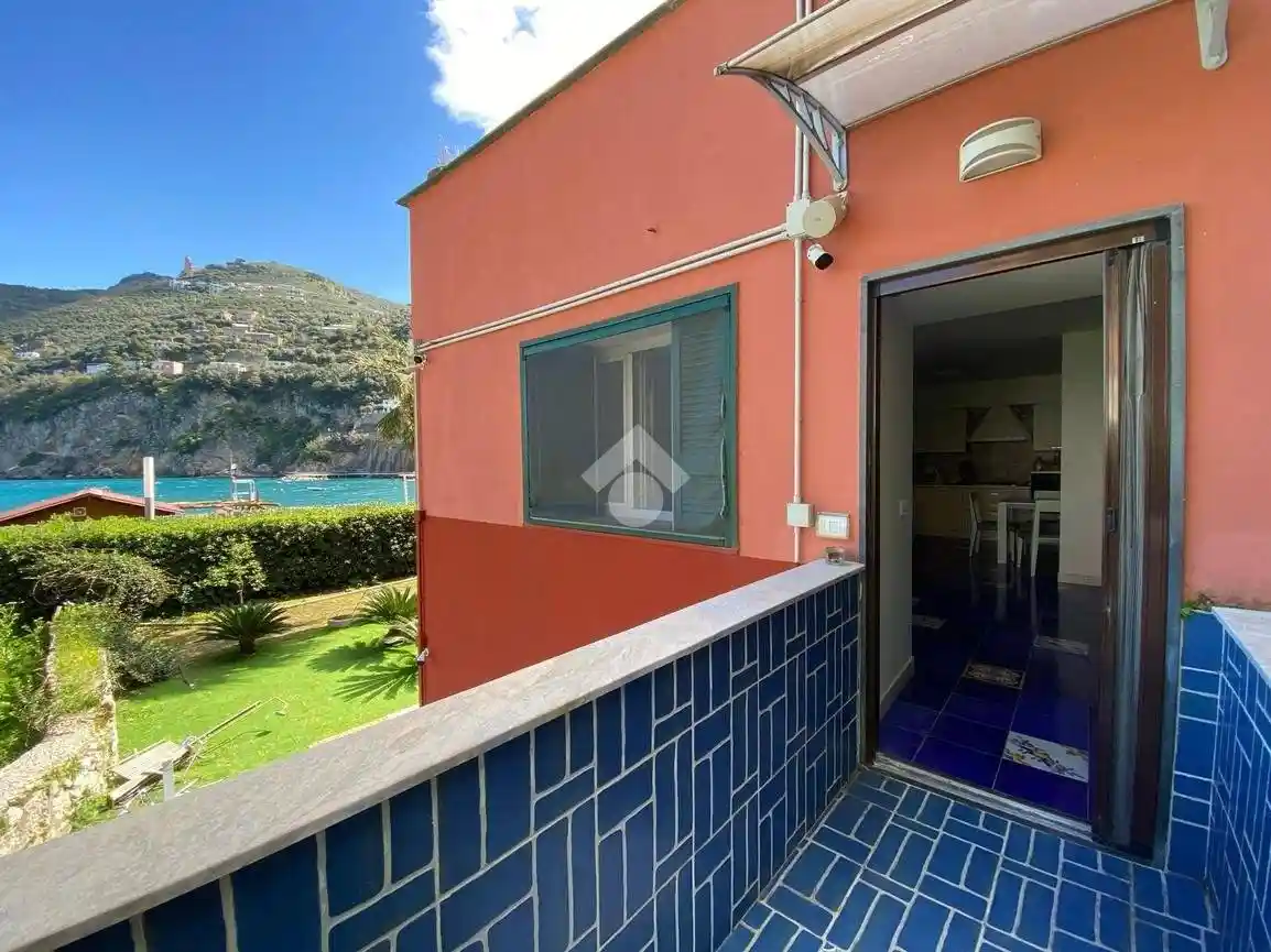 Trilocale via castello marina 2, Centro, Vico Equense - foto 2