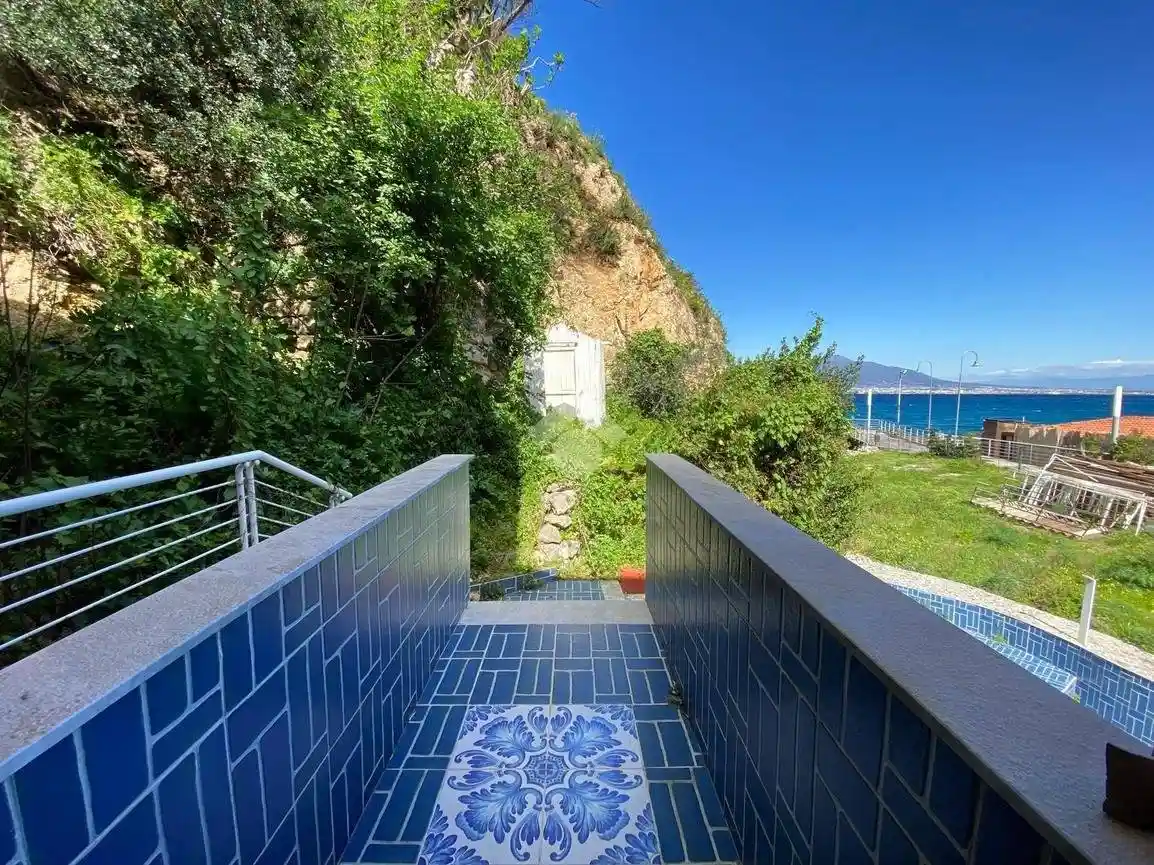 Trilocale via castello marina 2, Centro, Vico Equense - foto 4