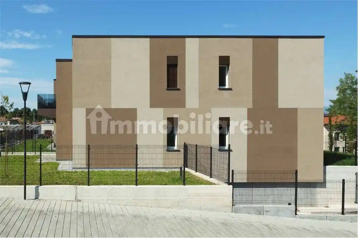 Trilocale via Brughiere, 7, Beregazzo, Beregazzo con Figliaro - foto 3