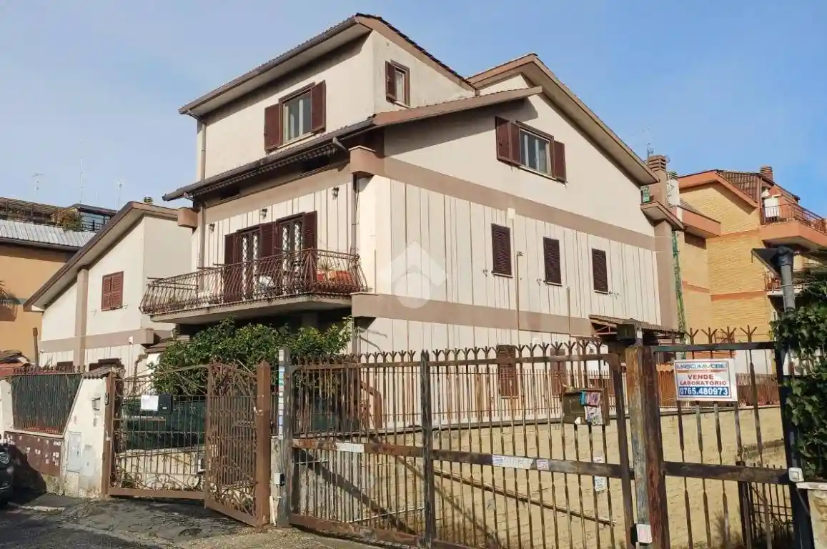 Quadrilocale via Bivongi 127, Anagnina, Roma - foto 4