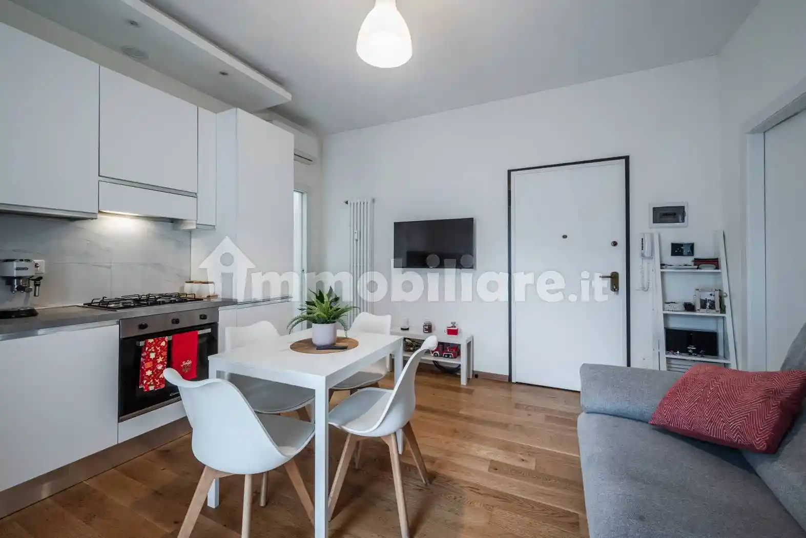 Bilocale via Lorenteggio 155, Giambellino, Milano - foto 3