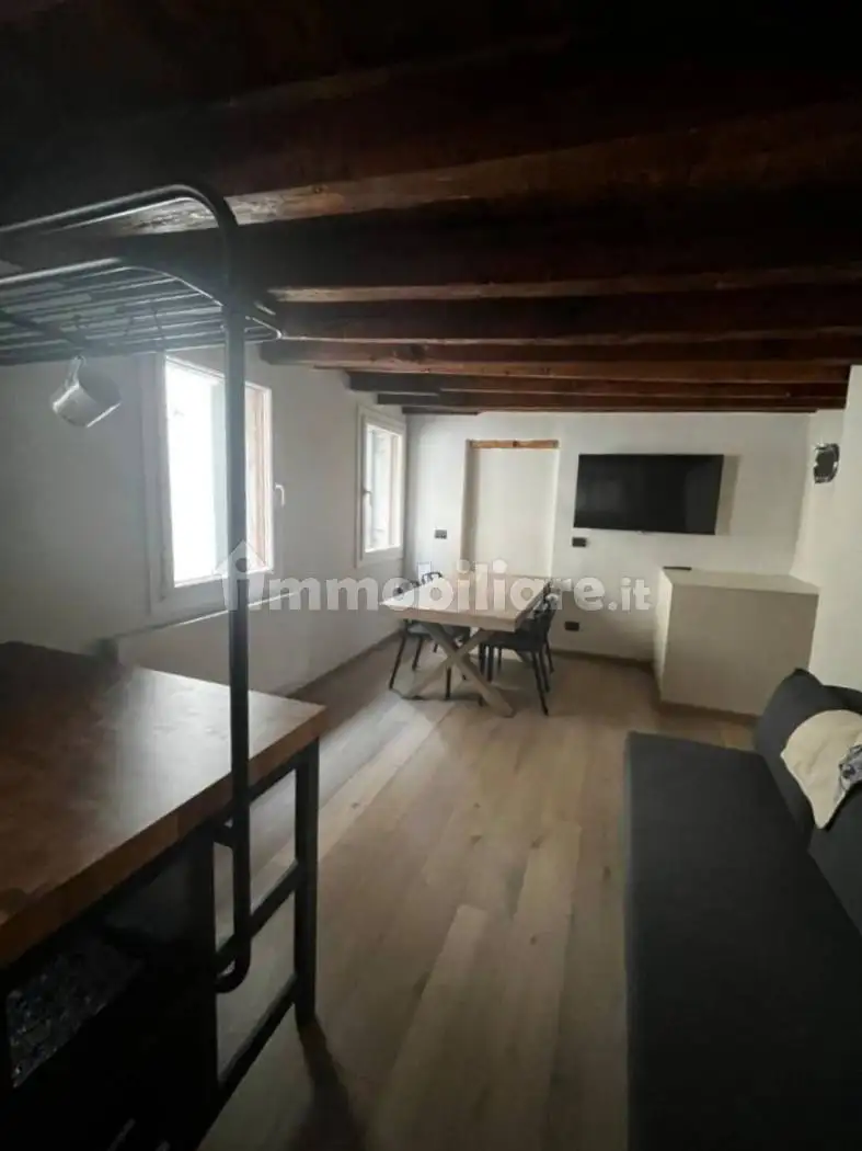 Appartamento in affitto a Venezia