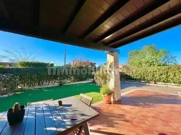 Villa bifamiliare via del Fontanile di Mezzaluna 285, Aranova, Fiumicino - foto 4