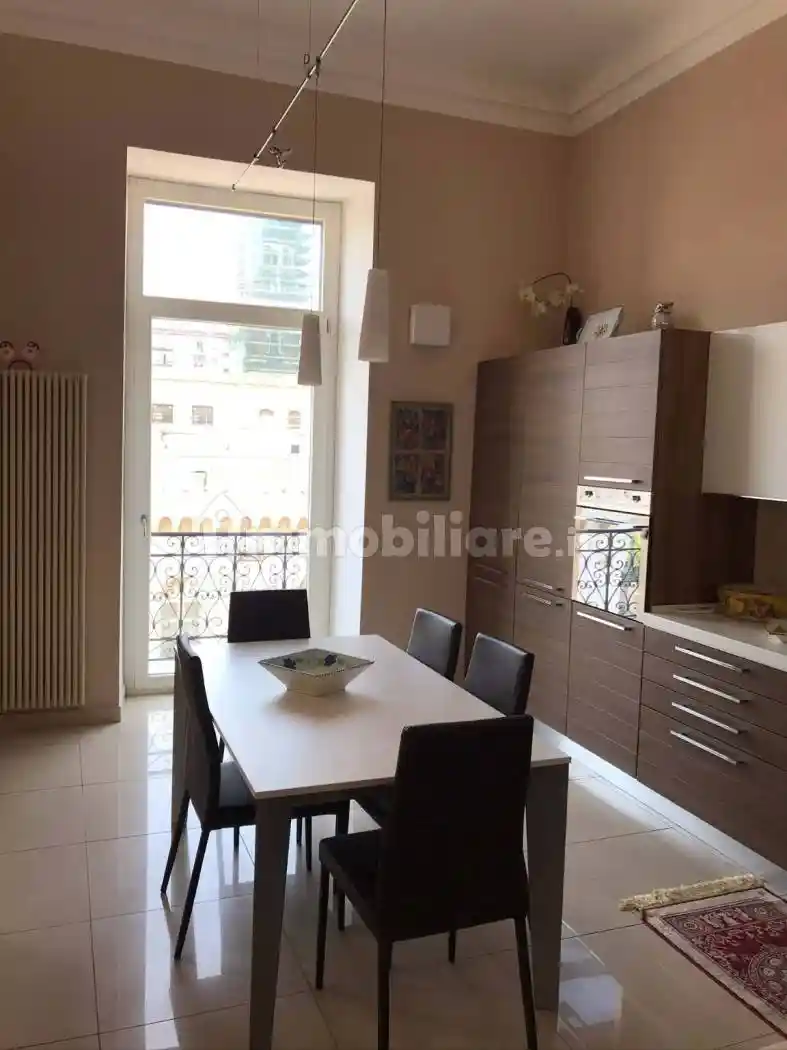 Trilocale via Amerigo Vespucci, Garibaldi - Ferrovia, Napoli - foto 3