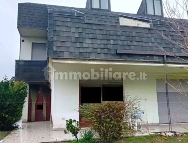 Appartamento in asta a Rosolina