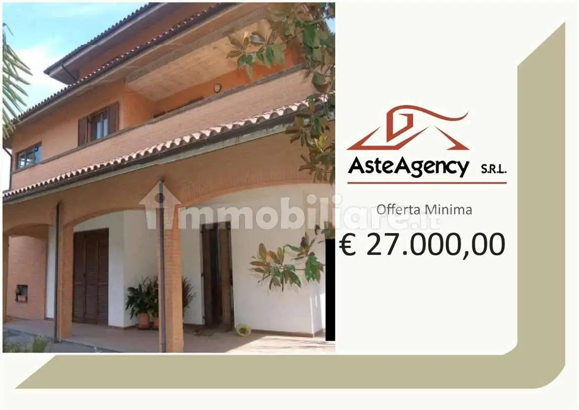 Appartamento in asta a Tolentino