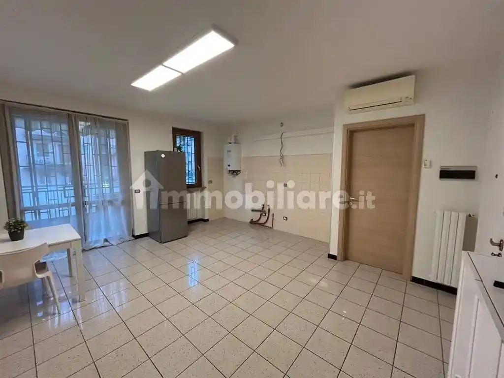 Bilocale via II Giugno, Corsico - foto 5