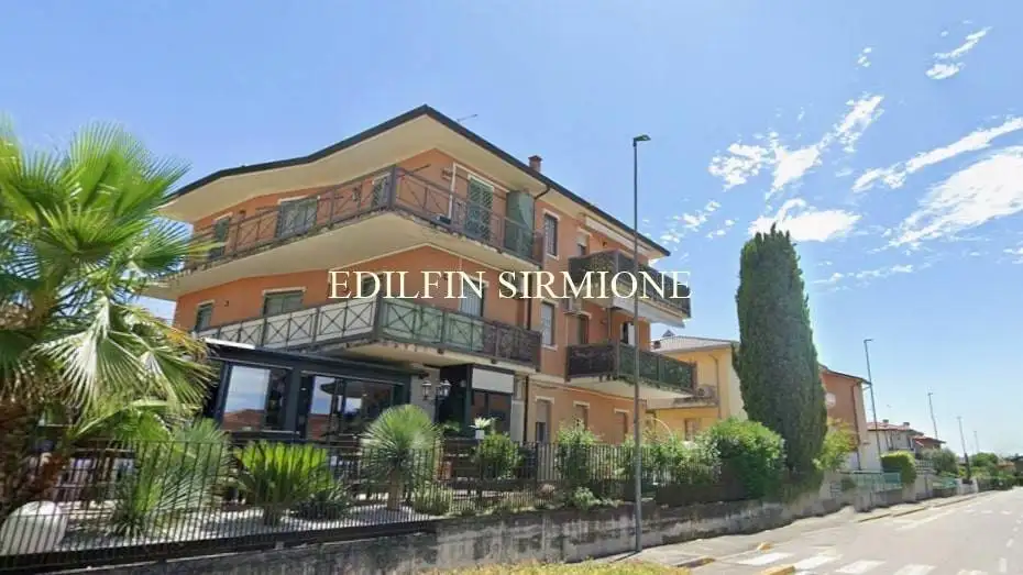 Appartamento in vendita a Sirmione