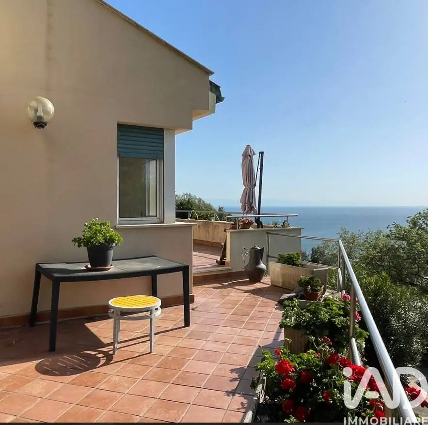 Villa unifamiliare via XXV APRILE 27, Bergeggi - foto 4