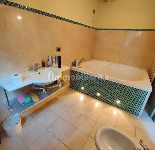 Appartamento in vendita a Folignano