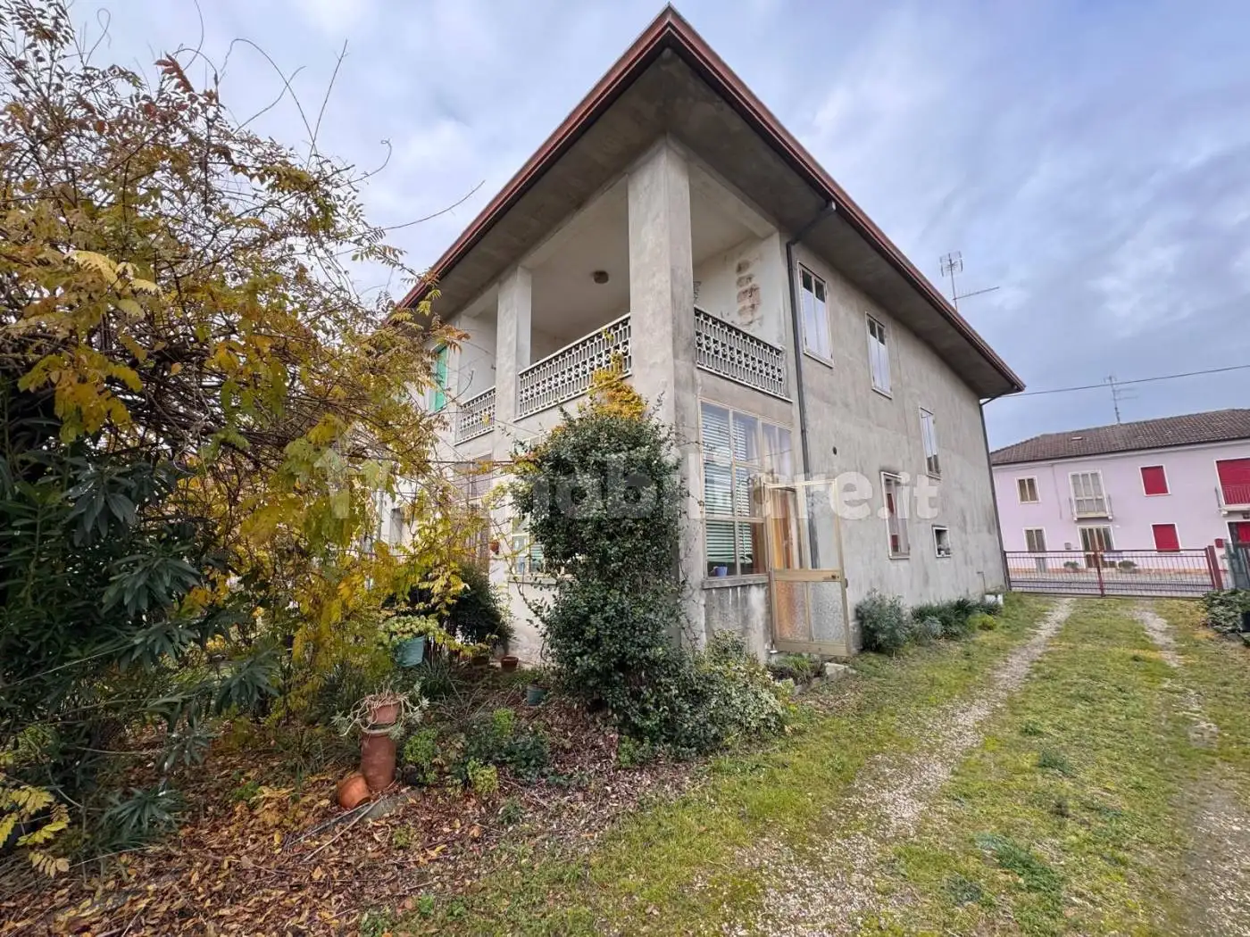 Casa indipendente in vendita a Terrazzo