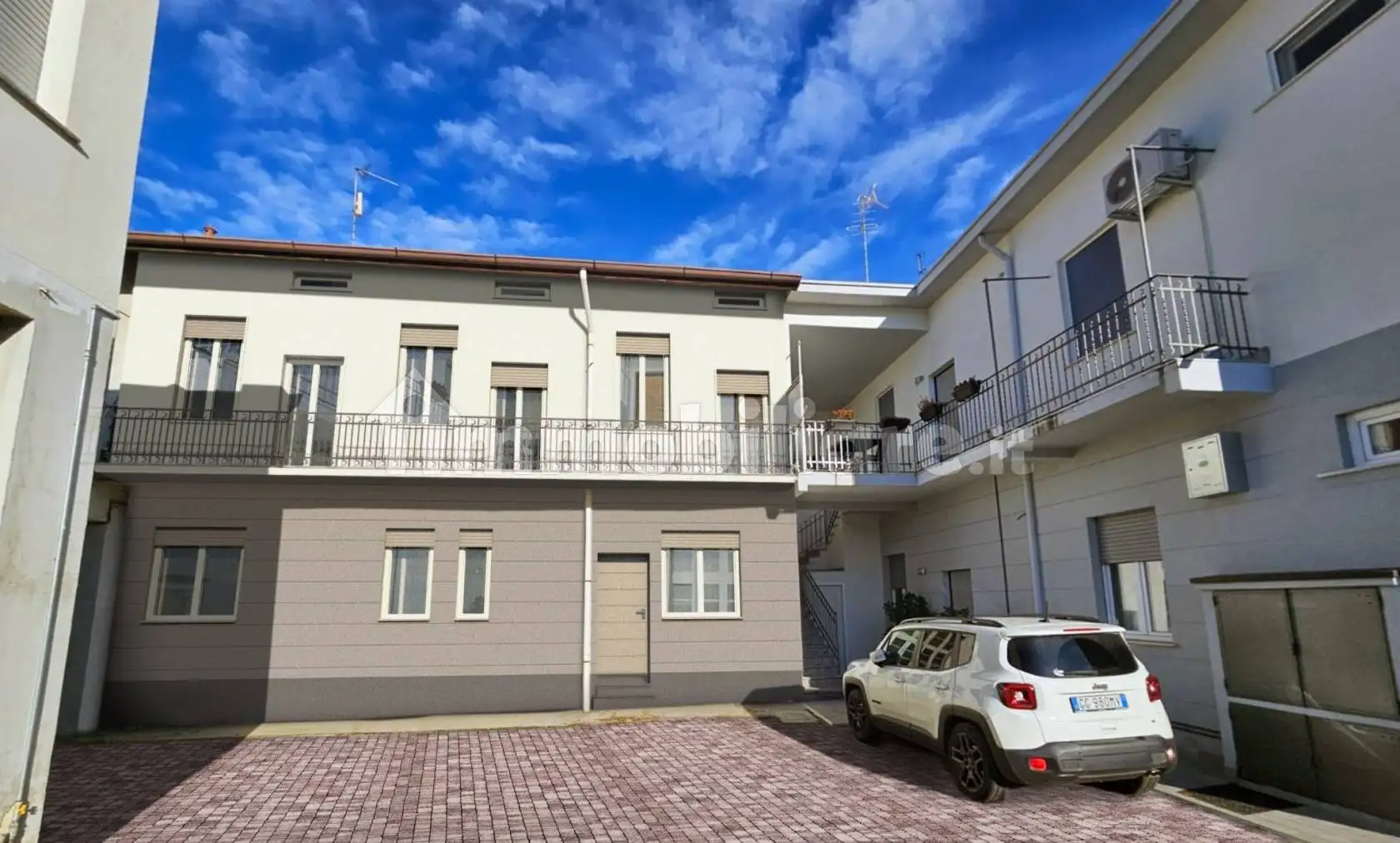 Appartamento in vendita a Seregno