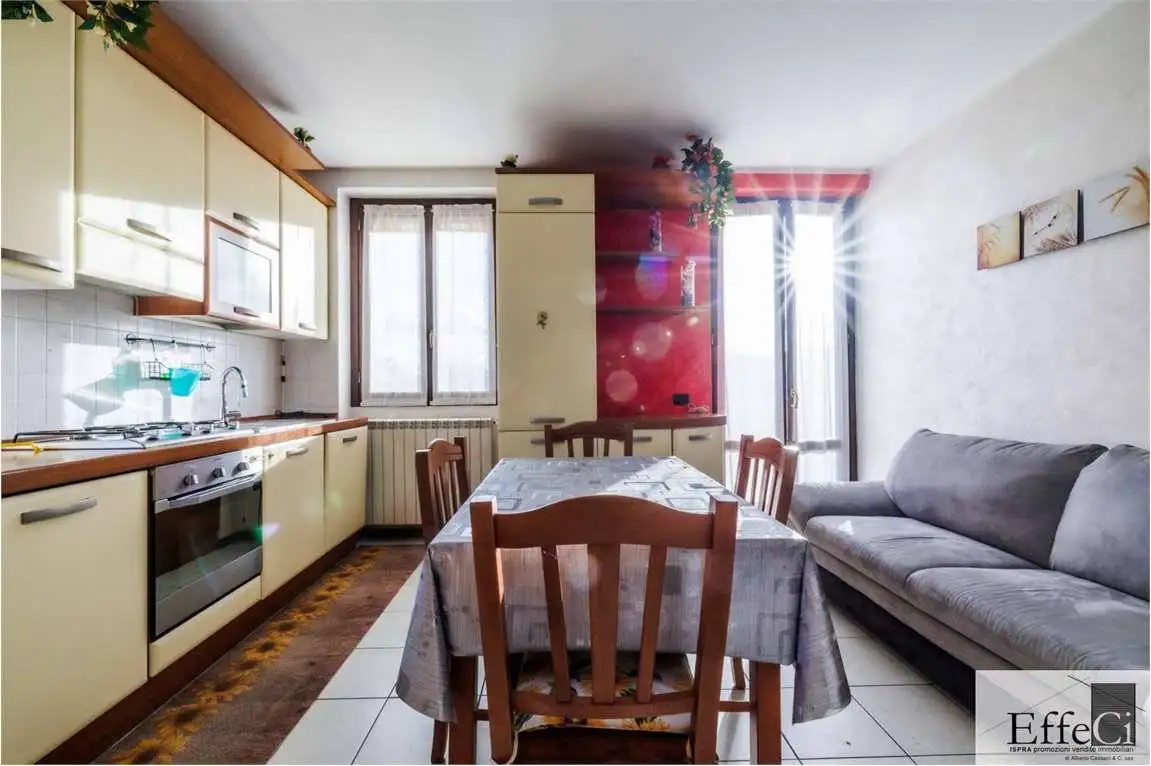 Trilocale buono stato, primo piano, Centro, Brebbia - foto 5