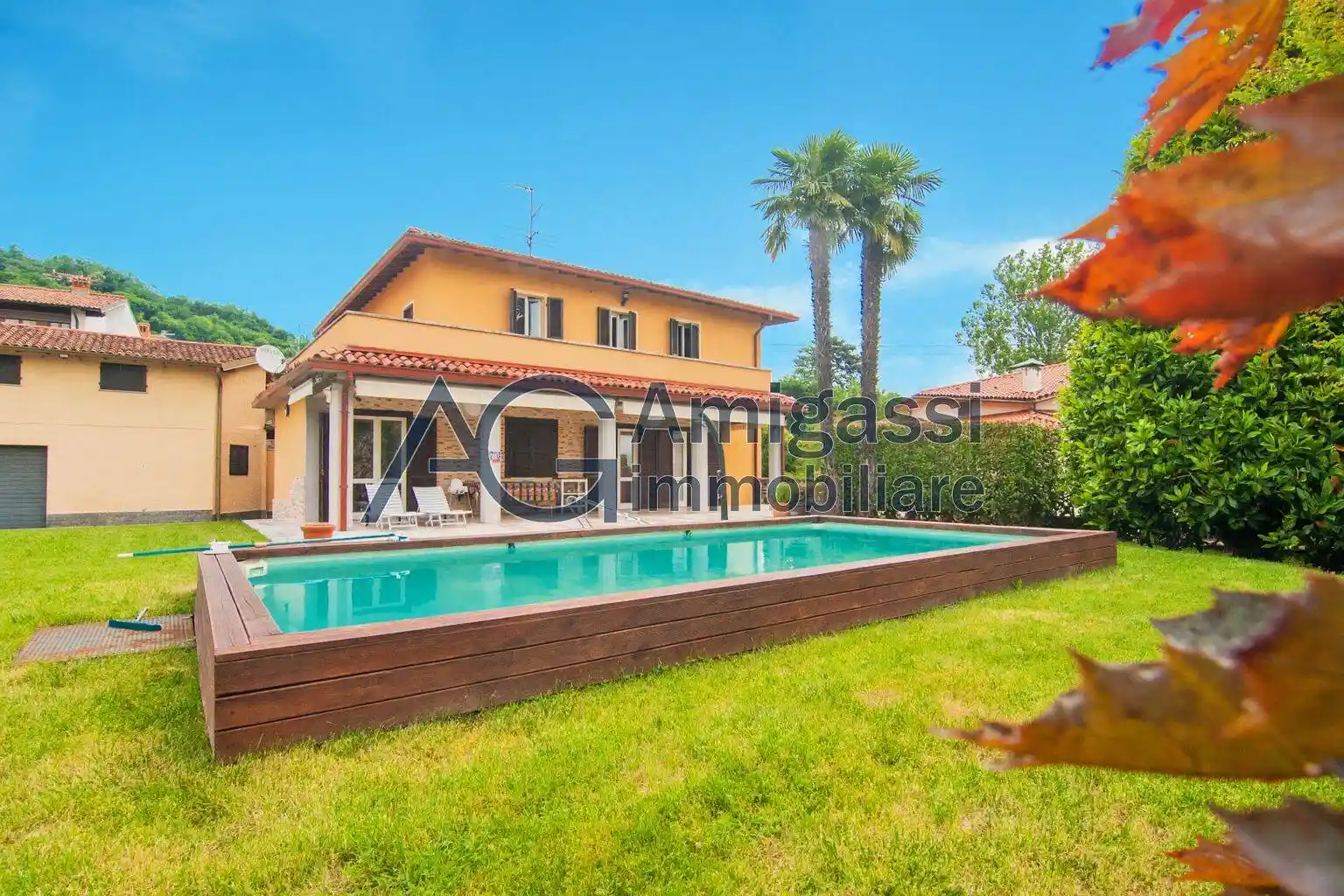 Villa in vendita a Sarnico