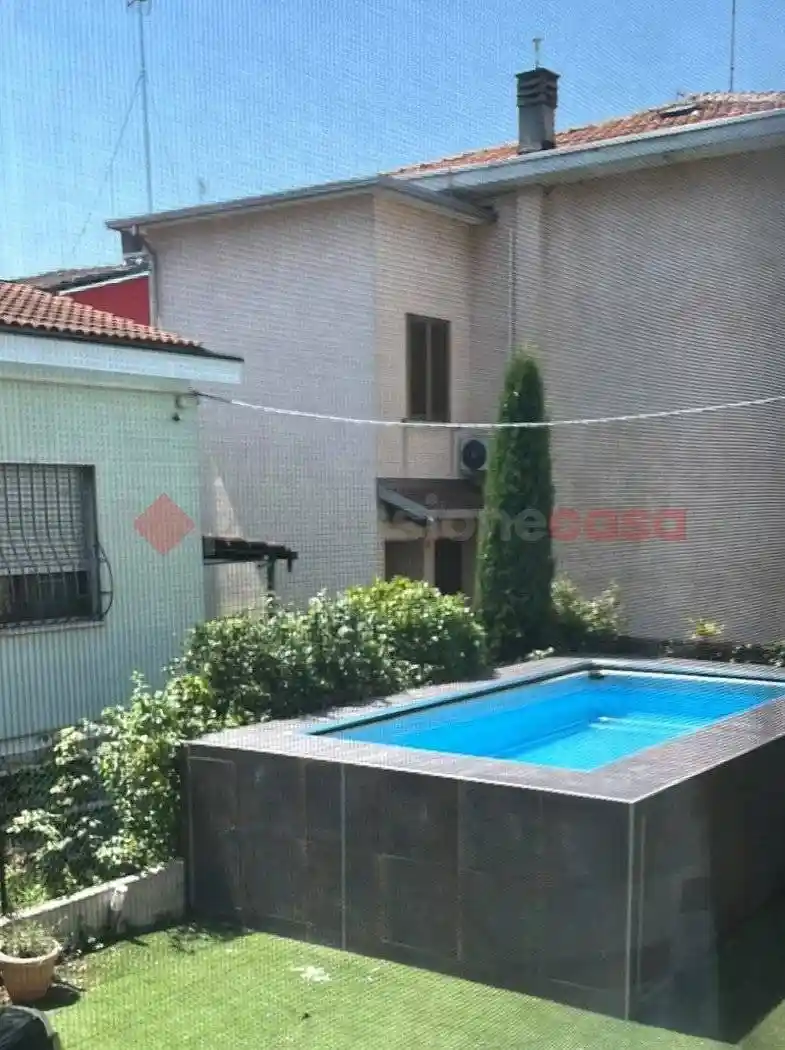 Villa in vendita a Locate di Triulzi