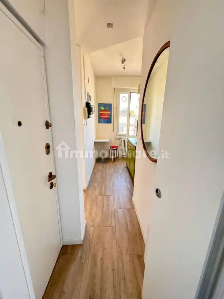 Monolocale via Giuseppe Lagrange 15, Corso San Gottardo, Milano - foto 4